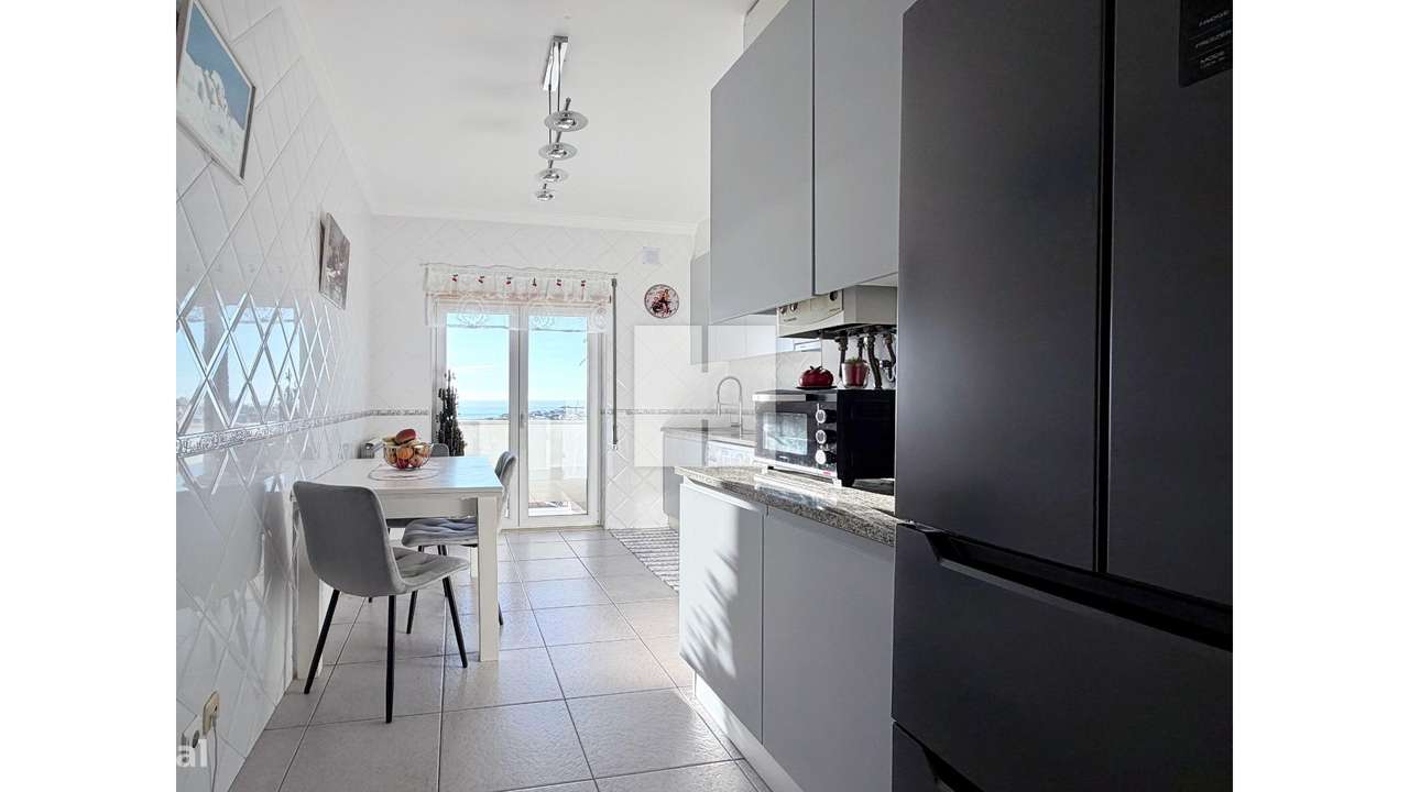 T2 Luminoso com Vista Mar - Grande imagem: 2/47