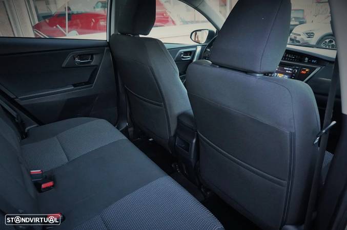 Toyota Auris 1.4 D-4D Comfort+J16+Navi - 18