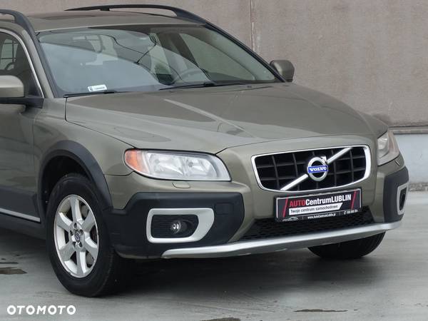 Volvo XC 70 2.4D AWD Momentum - 28