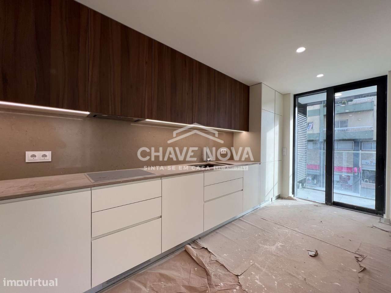 T3 Novo c/ 2 Lugares de Garagem Centro Gaia (Avª República) - Grande imagem: 4/22