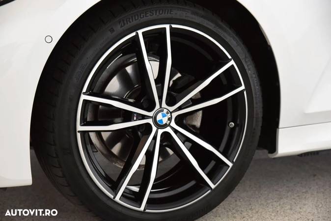 BMW Seria 3 - 21