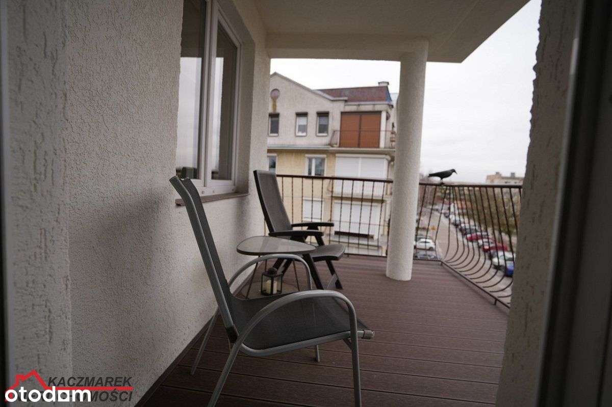 Na sprzedaż 3-pokojowe mieszkanie z dużą loggią --4