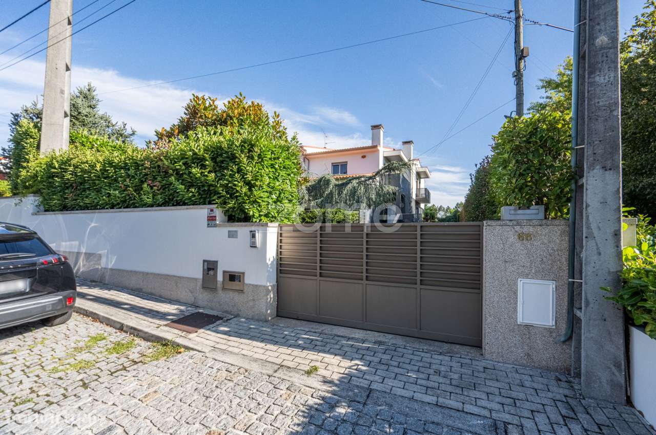 Moradia T3 Com Piscina-32