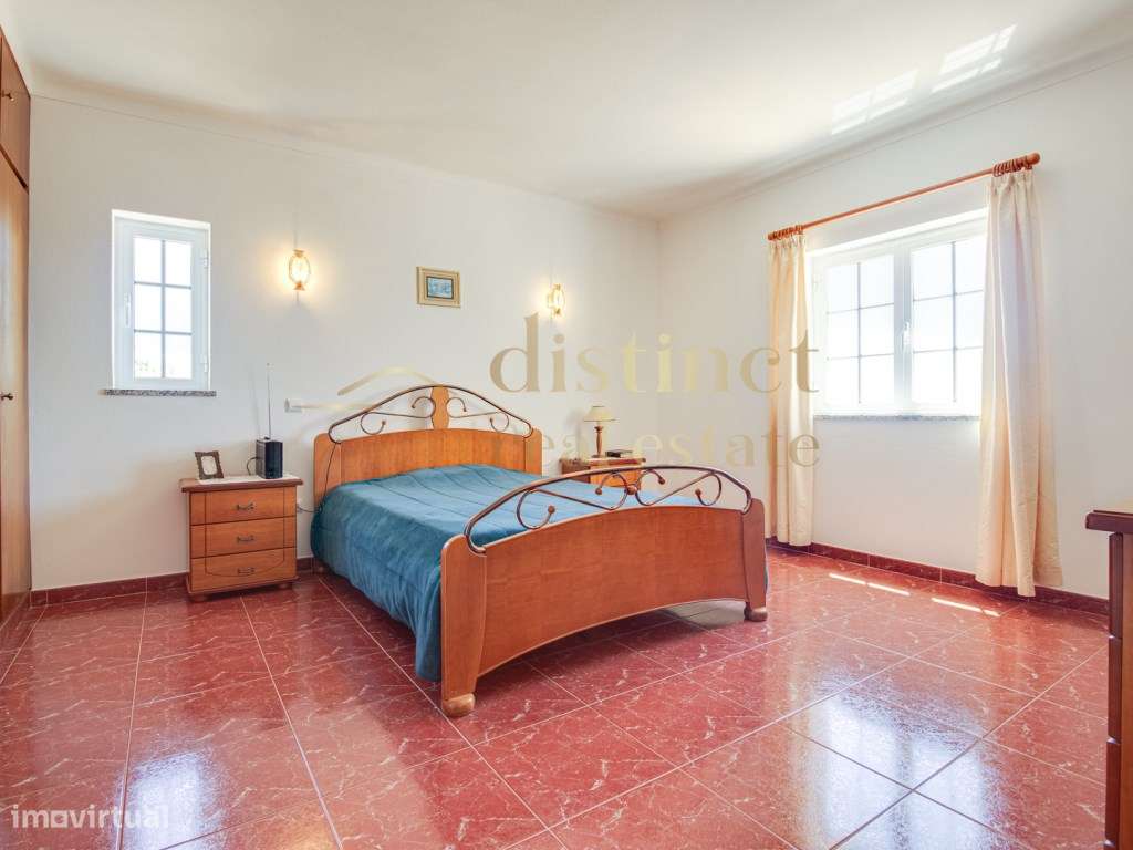 Moradia com 2 quartos e boas vistas-8