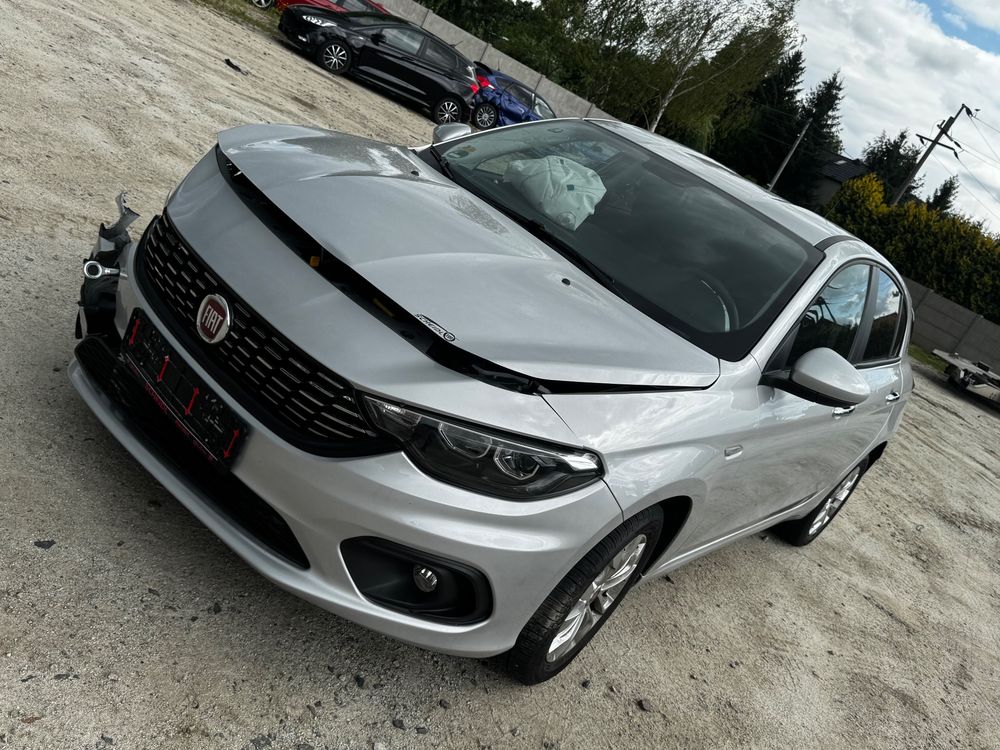 Fiat Tipo II (2016-) 1.4 T-Jet S-Design 2017