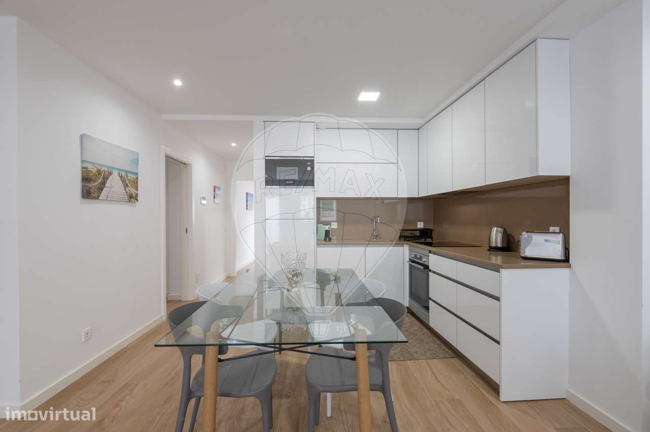 Apartamento T1 + 1 | Nazaré | Perto da Praia-10