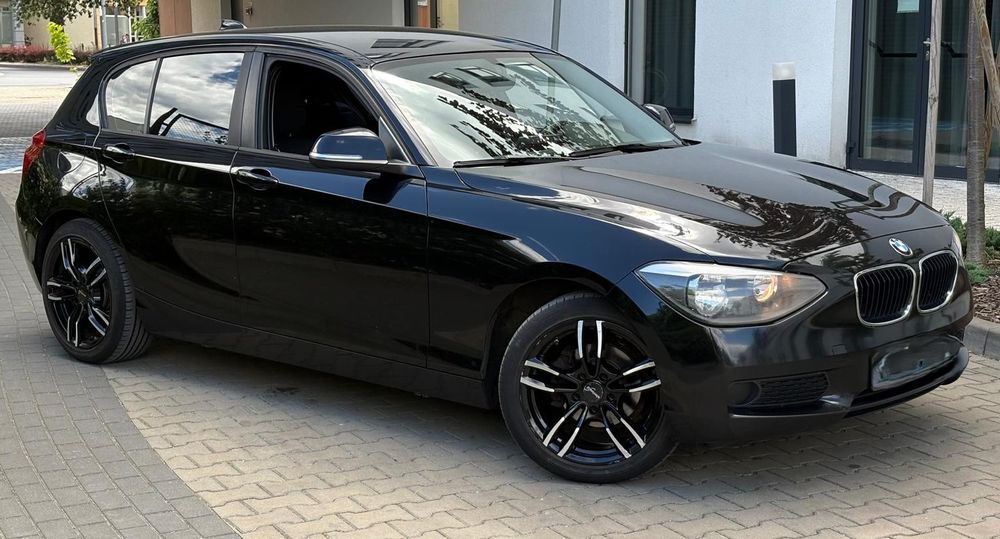 BMW 1 Series F20/F21 118d DPF 2011