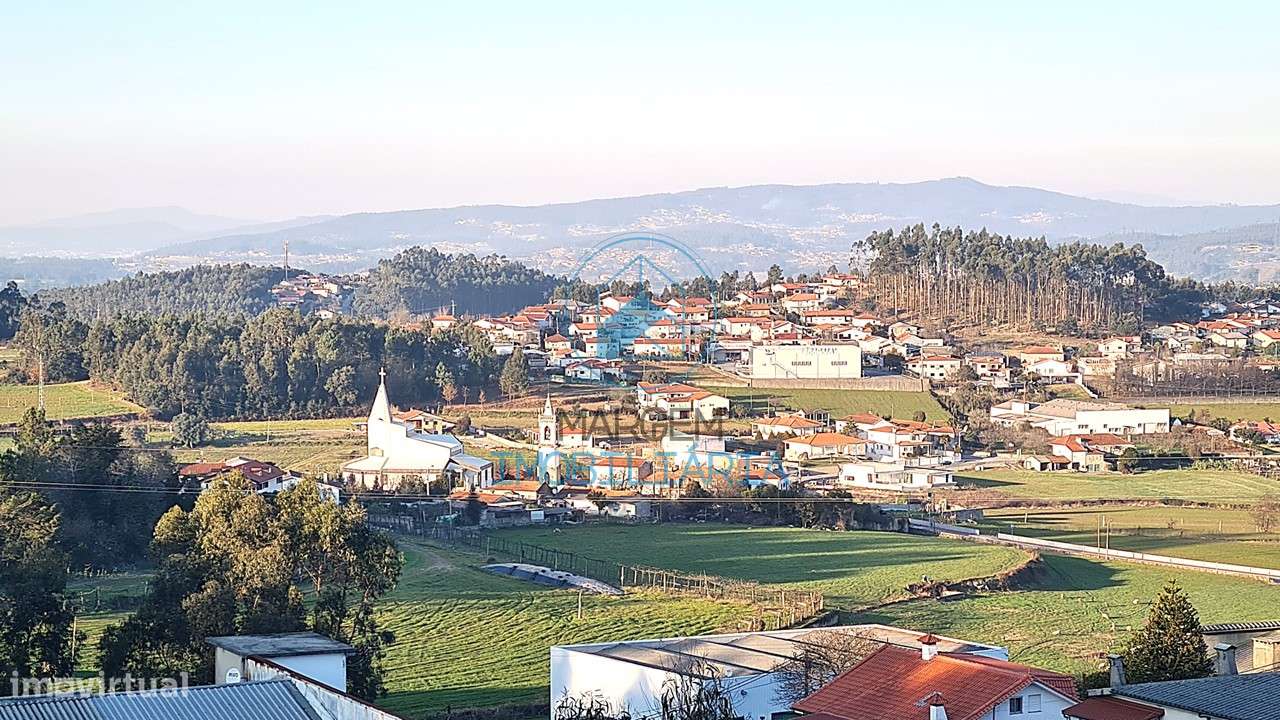 Terreno urbano para construção em Brufe com 918m2 - Grande imagem: 4/14