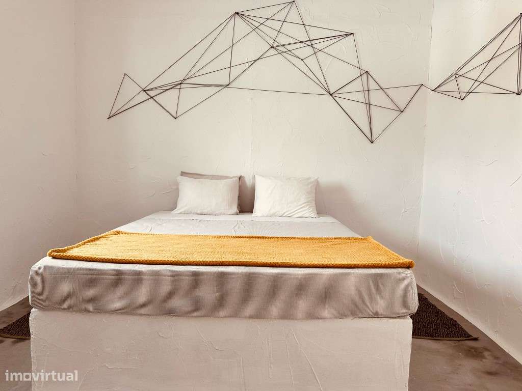 Moradia T2, inserida em lote com 1125 m2 com piscina, em Santiago M...-21