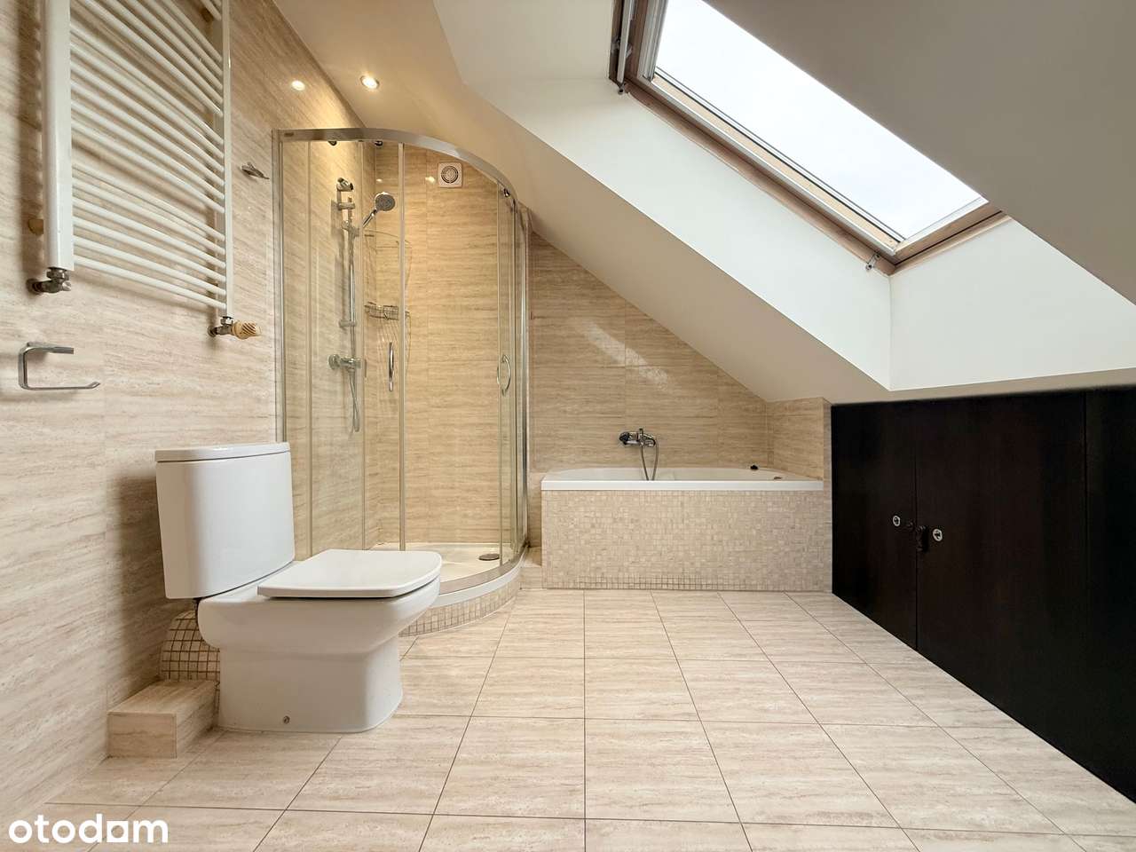 3 pok, dwupoziomowe, balkon, komórka lok, bez%-11