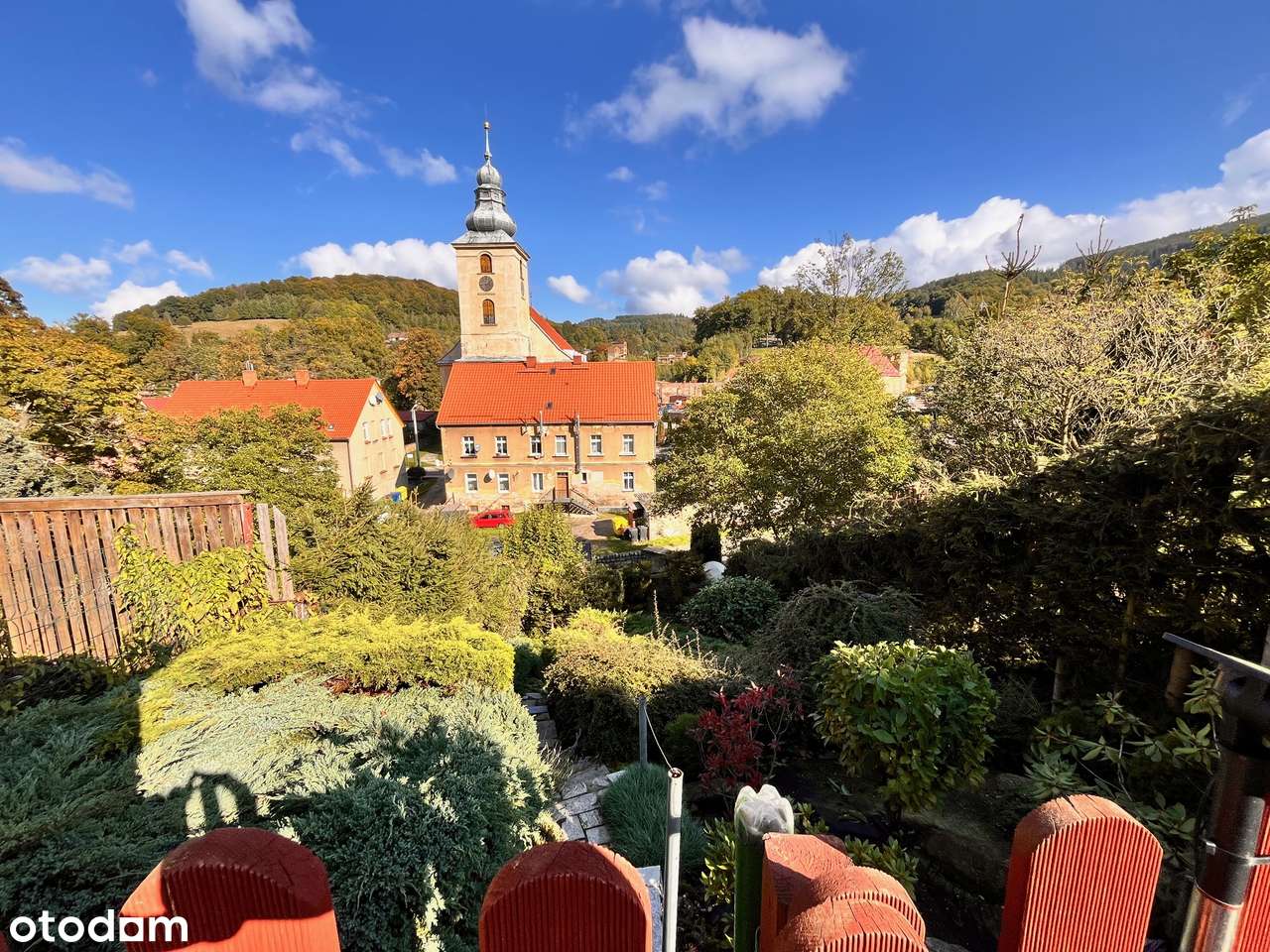 Połowa bliźniaka w Walimiu z uroczym widokiem na Góry Sowie-1