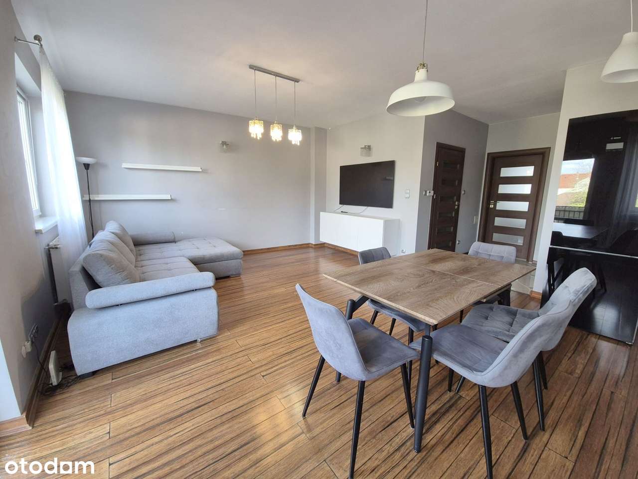 mieszkanie 64 m2 dobra lokalizacja– 3 pokoje, balkon,miejsce postojowe-10