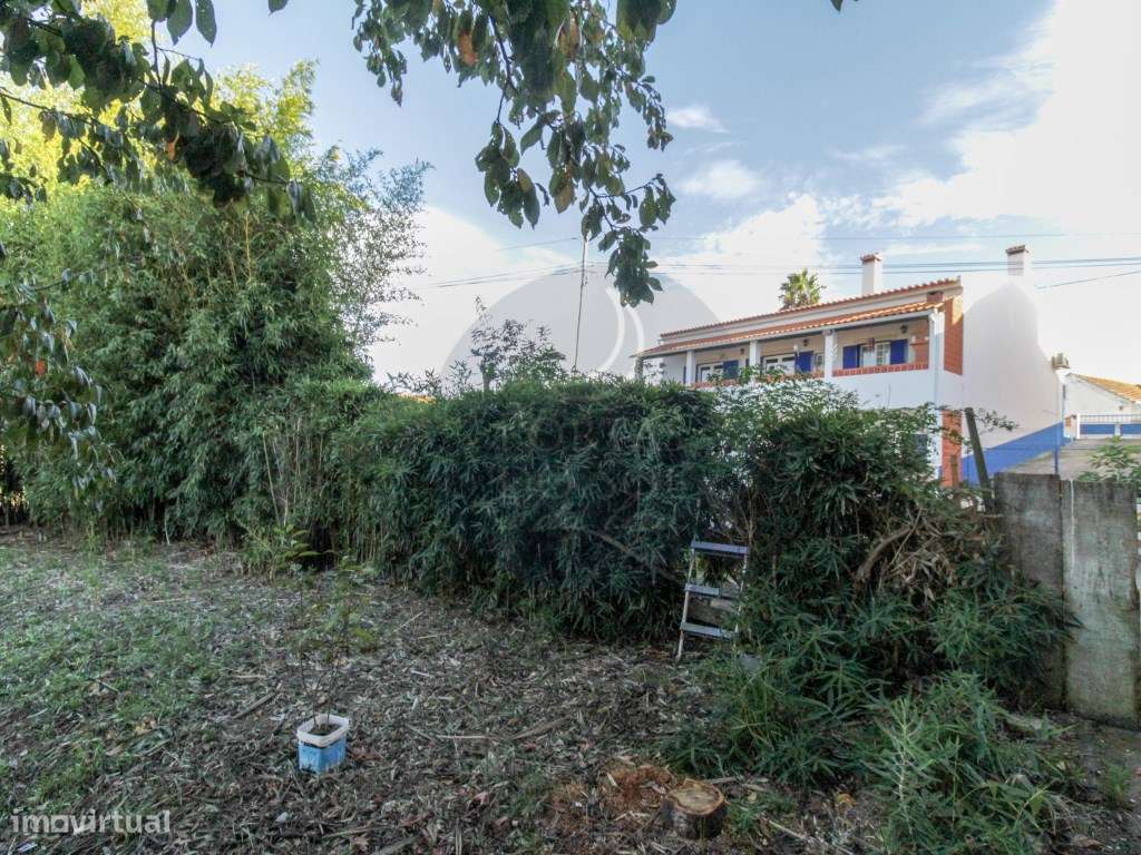 Moradia V3 c garagem em 1.040 m2 a 1 hora de Lisboa-33