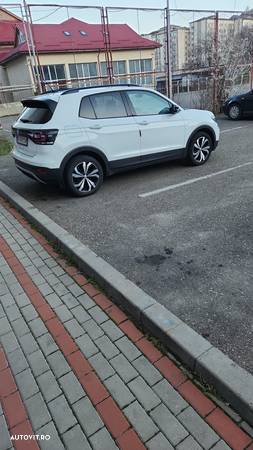 Volkswagen T-Cross 1.0 TSI Life - 2