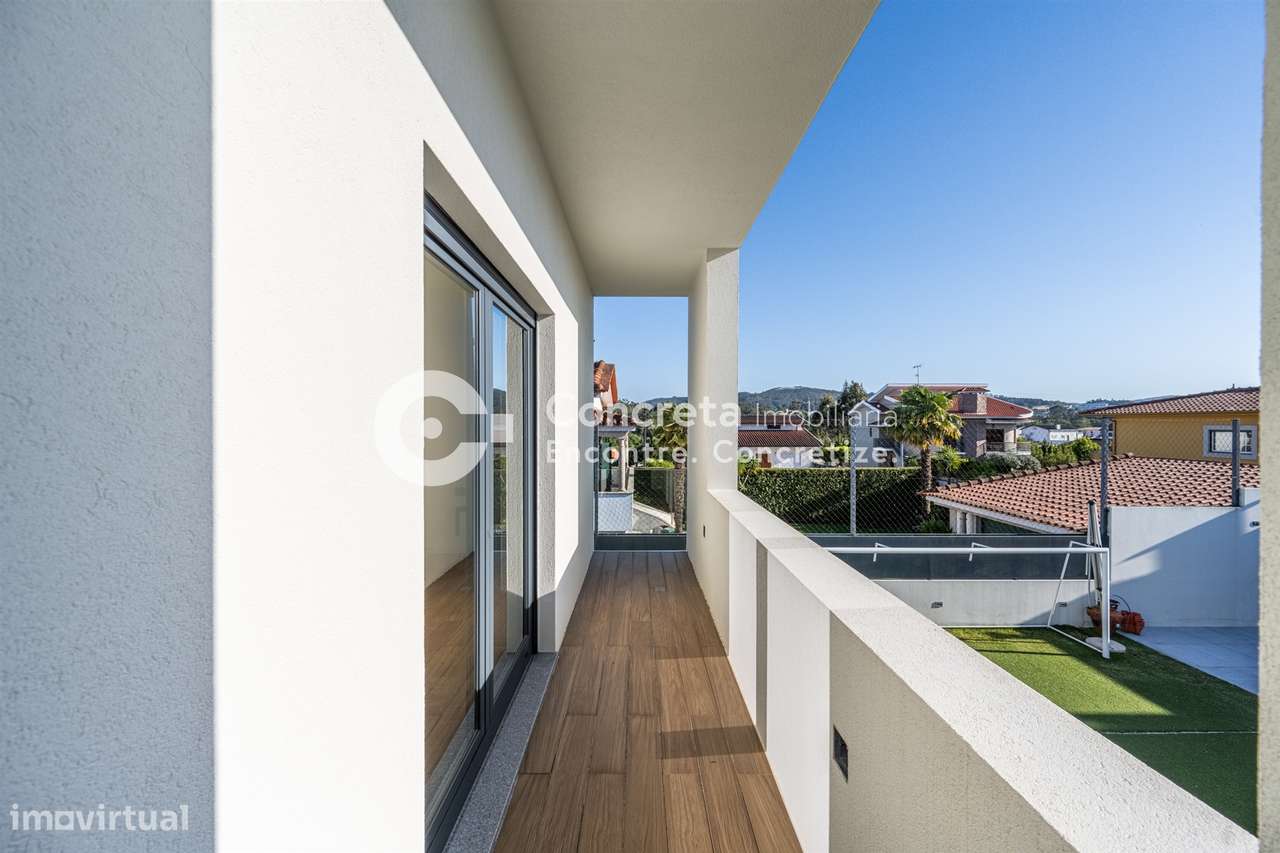 Moradia T3 com piscina interior em Tamel S. Veríssimo, Barcelos-25