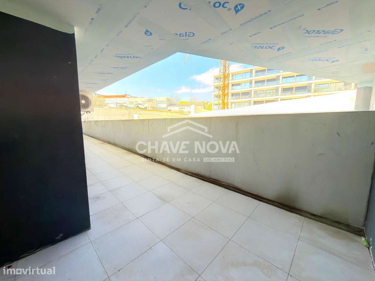 T1 Novo c/ Lugar de Garagem em Santa Marinha (Metro Linha Rubi) - Grande imagem: 5/21