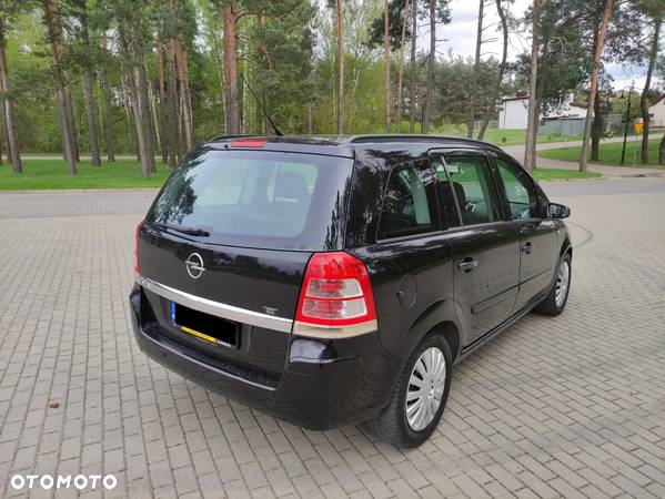 Opel Zafira 1.8 - 5