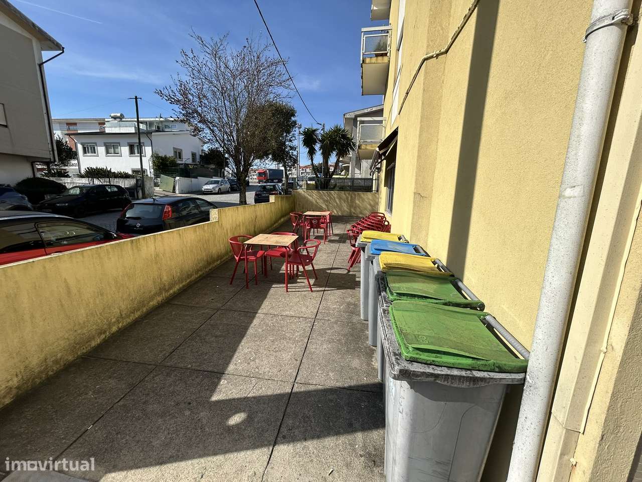 Café totalmente equipado para trespasse – Excelente oportunidade - Grande imagem: 2/8