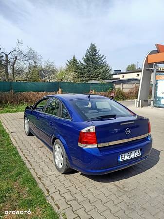 Opel Vectra 1.6 Essentia - 8