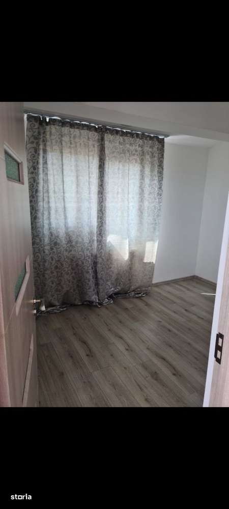 Apartament 3 camere / sector 1/ Laminorului .-13