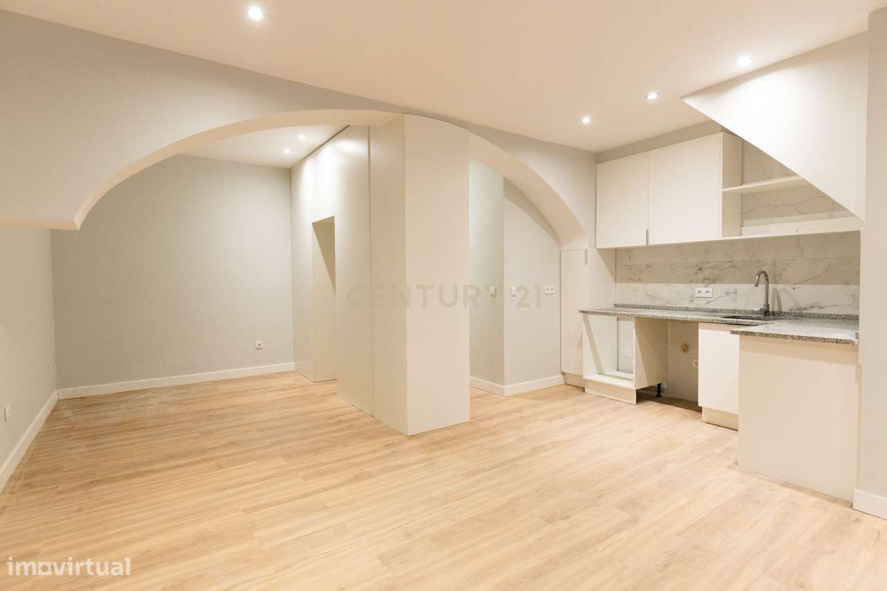 Prédio remodelado na Baixa de Setúbal – uma oportunidade única-11