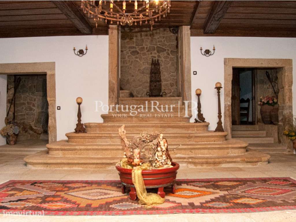 Casa Senhorial com jardim - Grande imagem: 2/35