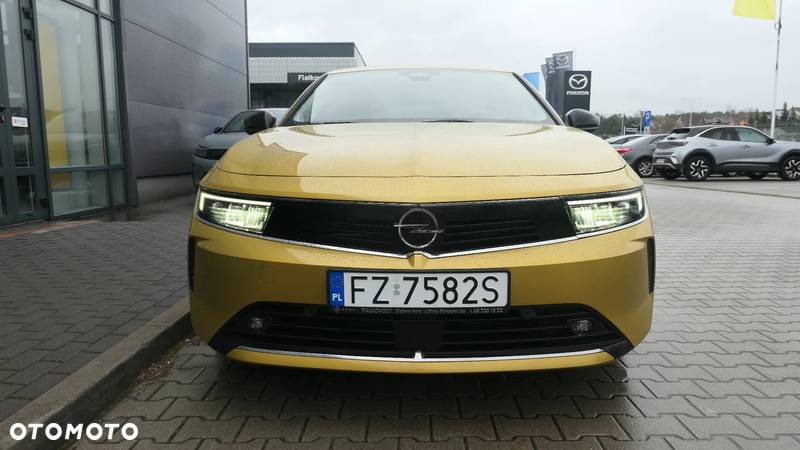 Opel Astra VI 1.2 T Elegance S&S - 2