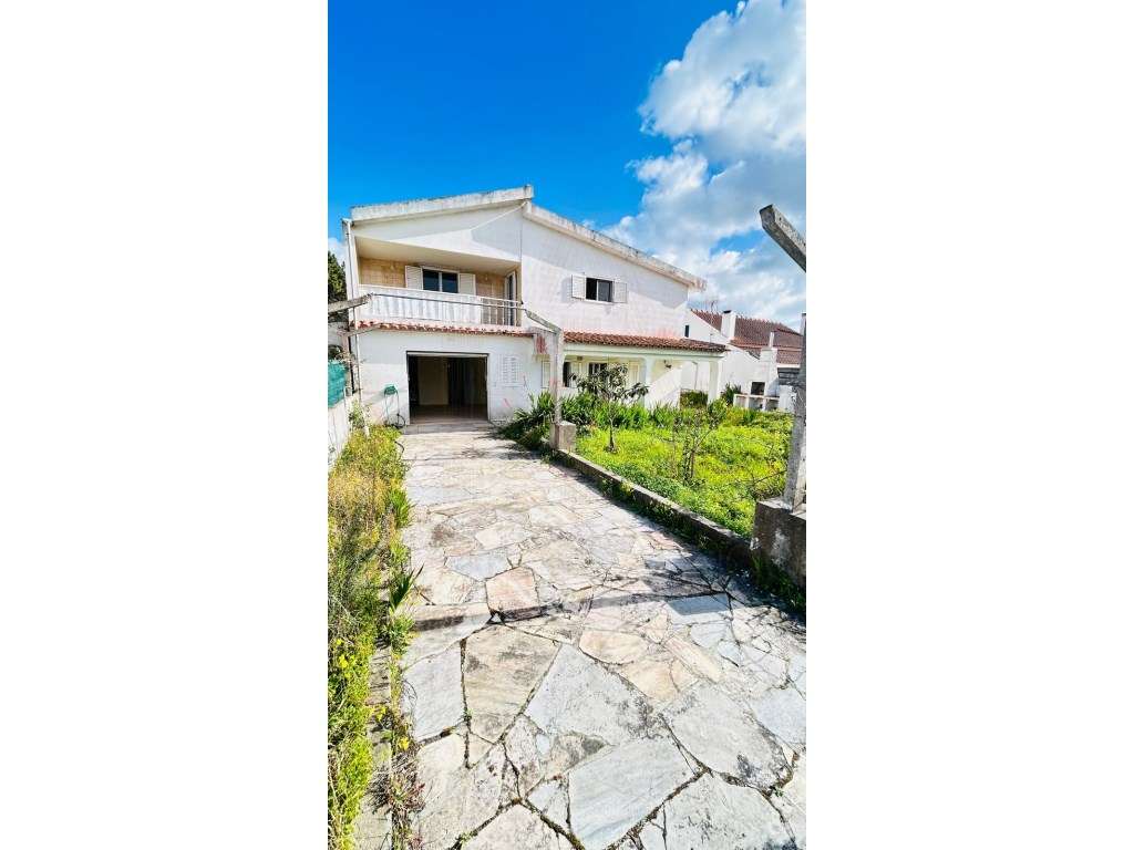 Moradia T3+1 na Lagoa de Albufeira-3