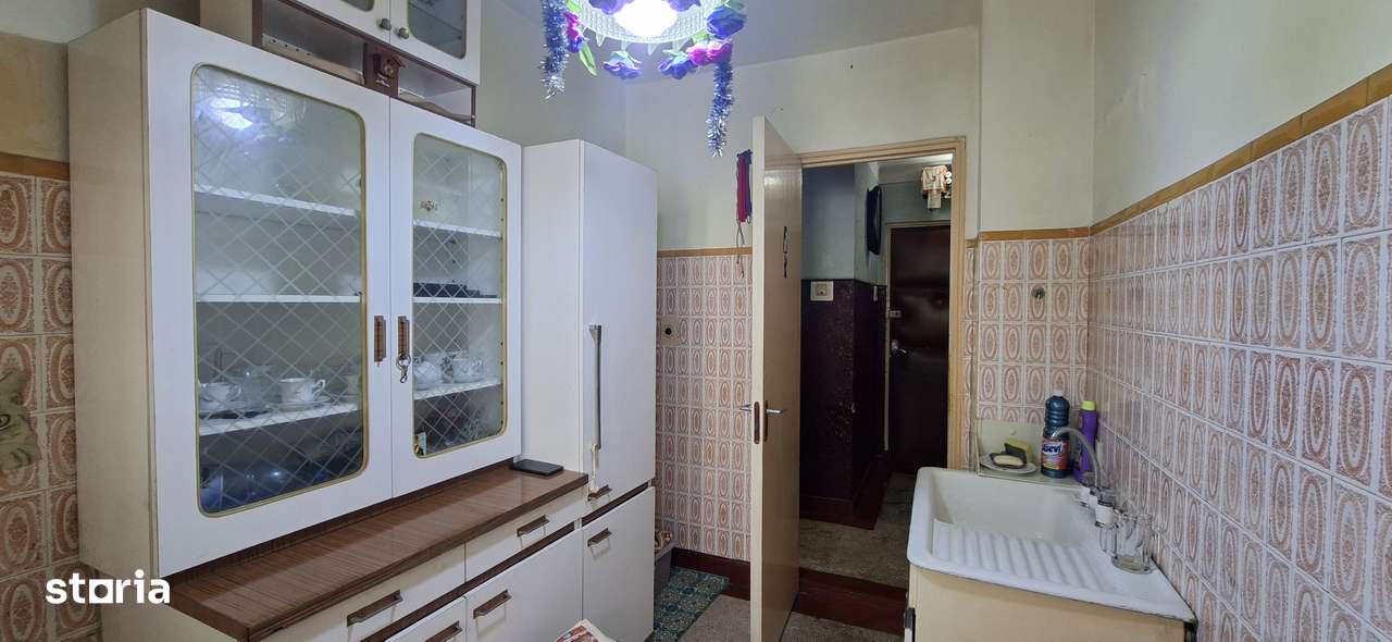 Apartament cu potențial excelent în Micro 20 – lângă Cofetăria Dana-4