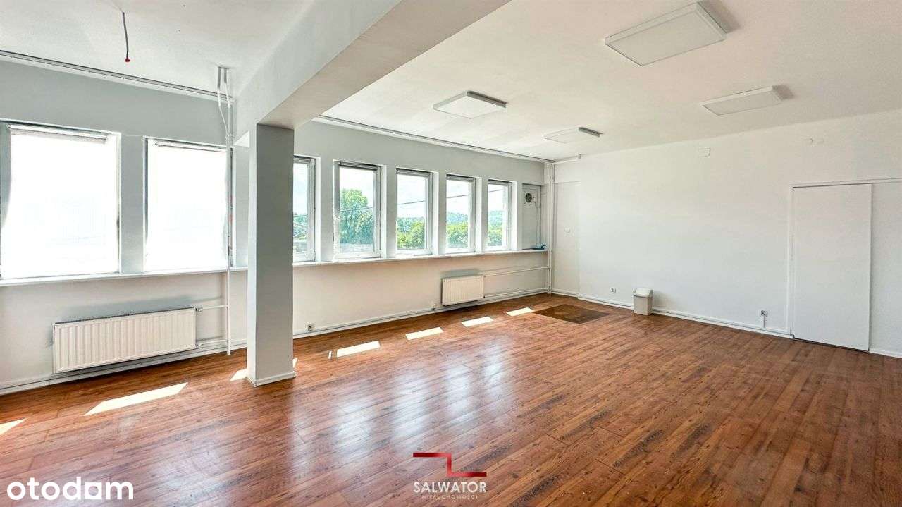 Lokal 44 mkw jasny blisko centrum Krzeszowice - Pełny obrazek: 5/9