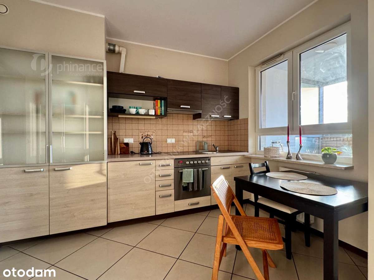 38m2, kawalerka, miejsce postojowe w hali-4