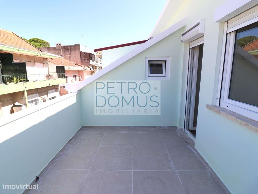 T2+1 EM PRÉDIO TOTALMENTE REMODELADO - ALMADA - VISTA CRISTO REI-22