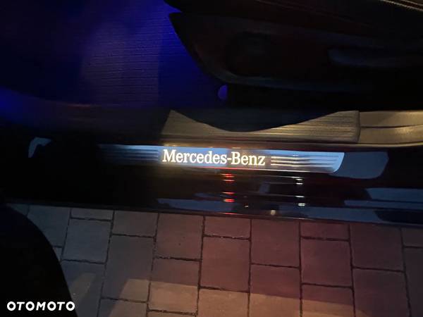 Mercedes-Benz Klasa A 180 (BlueEFFICIENCY) Urban - 34