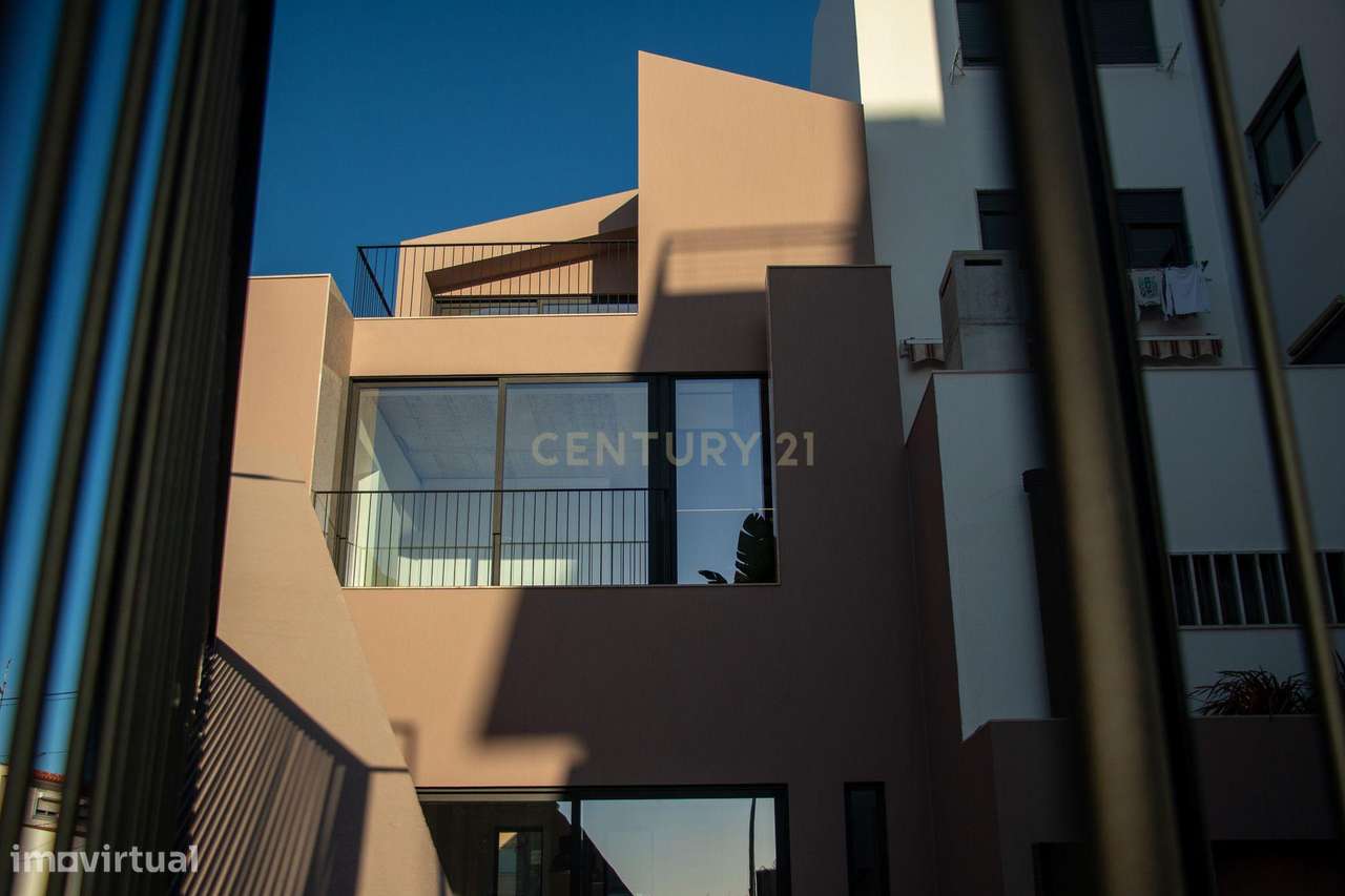 MORADIA T3 NO CORAÇÃO DE MAFRA – ESPAÇO, LUZ E SOFISTICAÇÃO - Grande imagem: 5/60