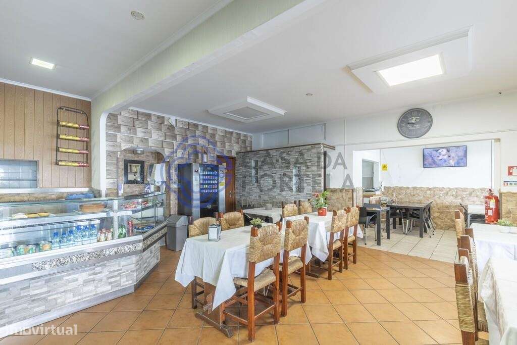 Vende-se espaço comercial em Palmela perto da St. Peter's School. - Grande imagem: 3/21