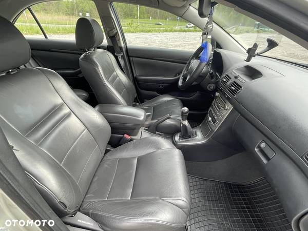 Toyota Avensis 1.8 VVT-i Sol - 7