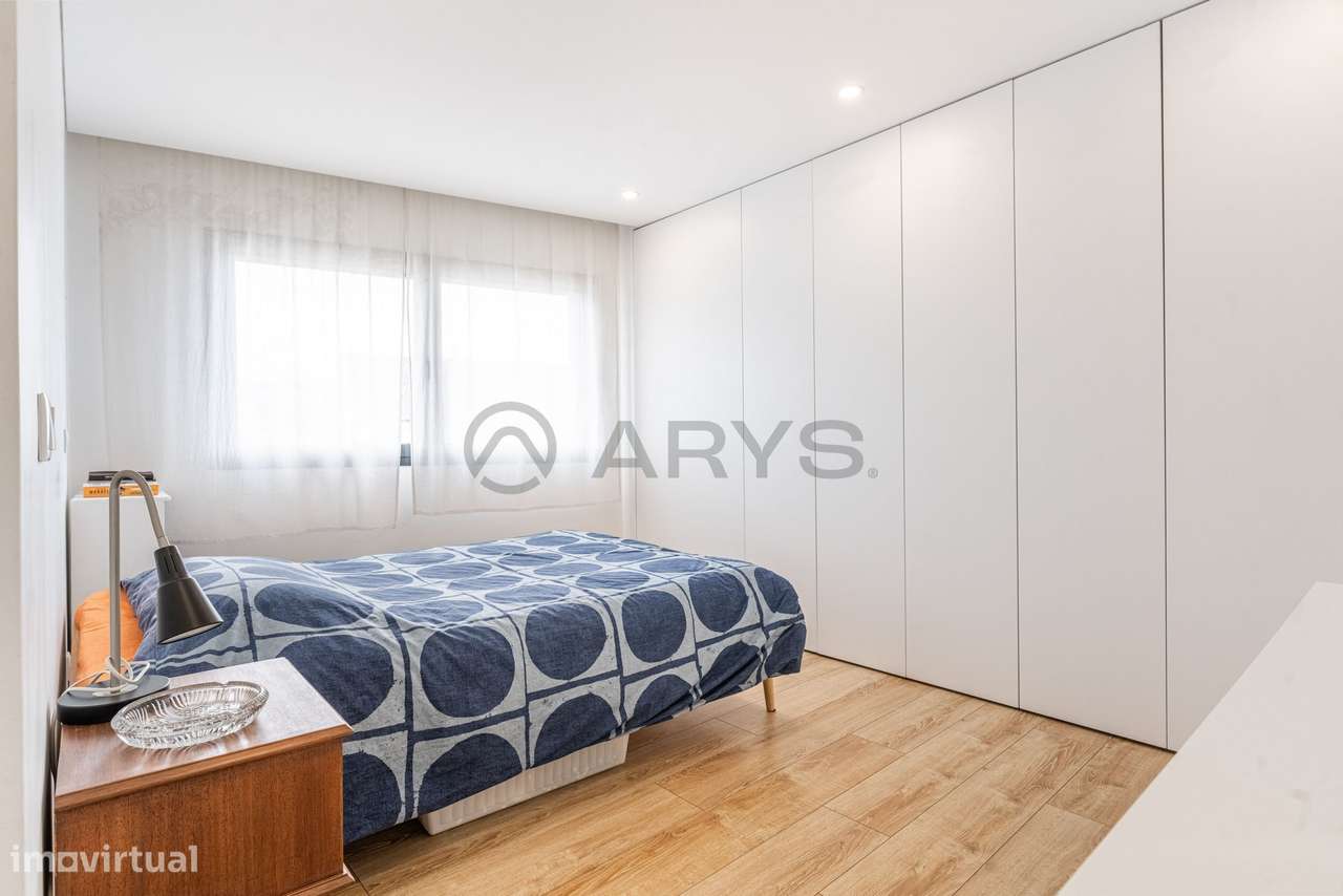 Apartamento T2 Semi-novo, em Tenões-18