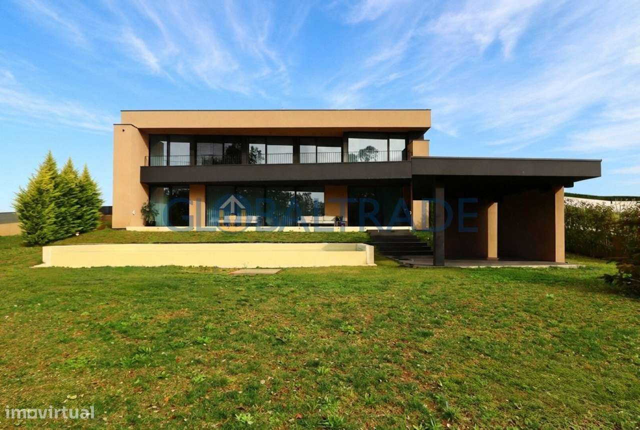 Moradia T5 com Piscina Privativa na Quinta das Luzes – Jovim - Grande imagem: 3/60