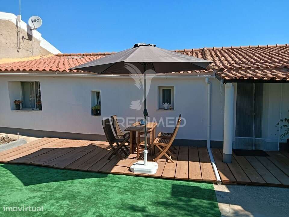 Moradia Renovada em Santa Bárbara de Padrões - Grande imagem: 4/37