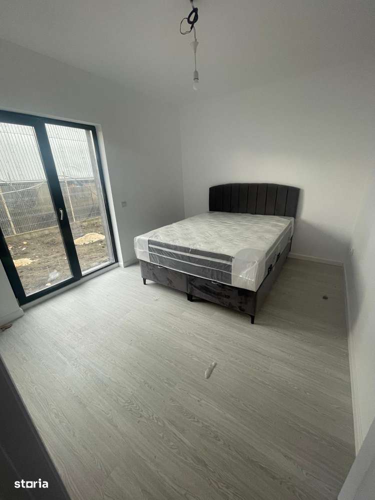 Apartament 2 camere cu curte proprie și 2 locuri de parcare-0