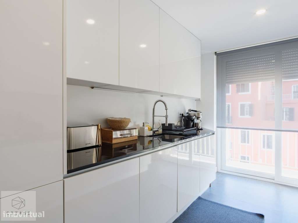 Apartamento T3 com garagem Amoreiras-15