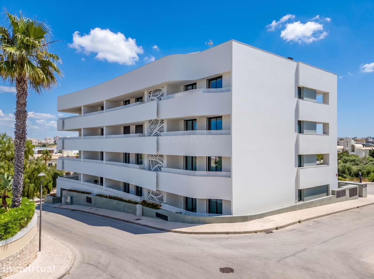 Apartamento T2 de Luxo no The Leaf — a 200 m da Praia do Porto de Mós,-35