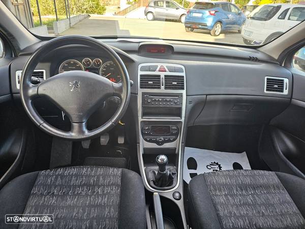 Peugeot 307 Break 1.6 HDi XT Premium - 12