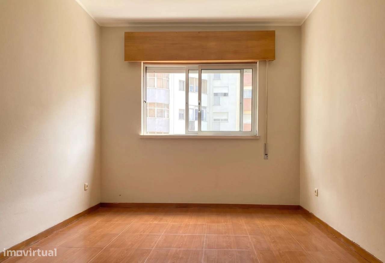 Apartamento T3 Venda em Vilar de Andorinho,Vila Nova de Gaia-9