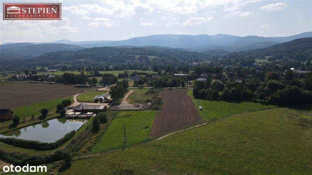 Duża działka budowlano-usługowa z widokiem na góry - Pełny obrazek: 2/17