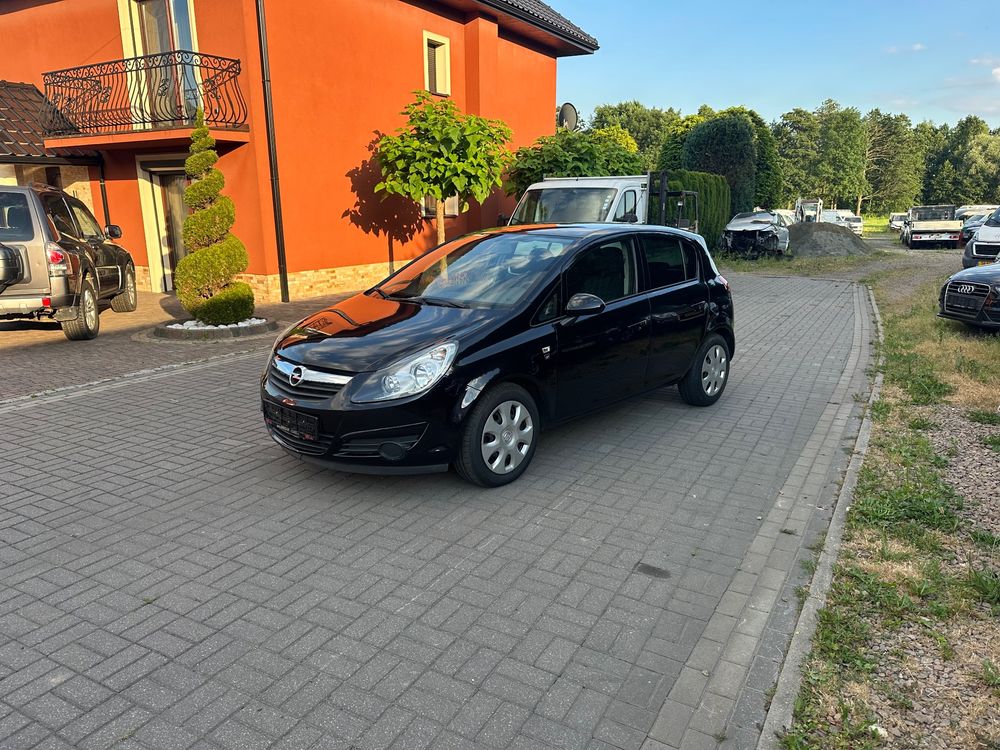 Opel Corsa D (2006-2014) 1.2 16V Essentia 2011