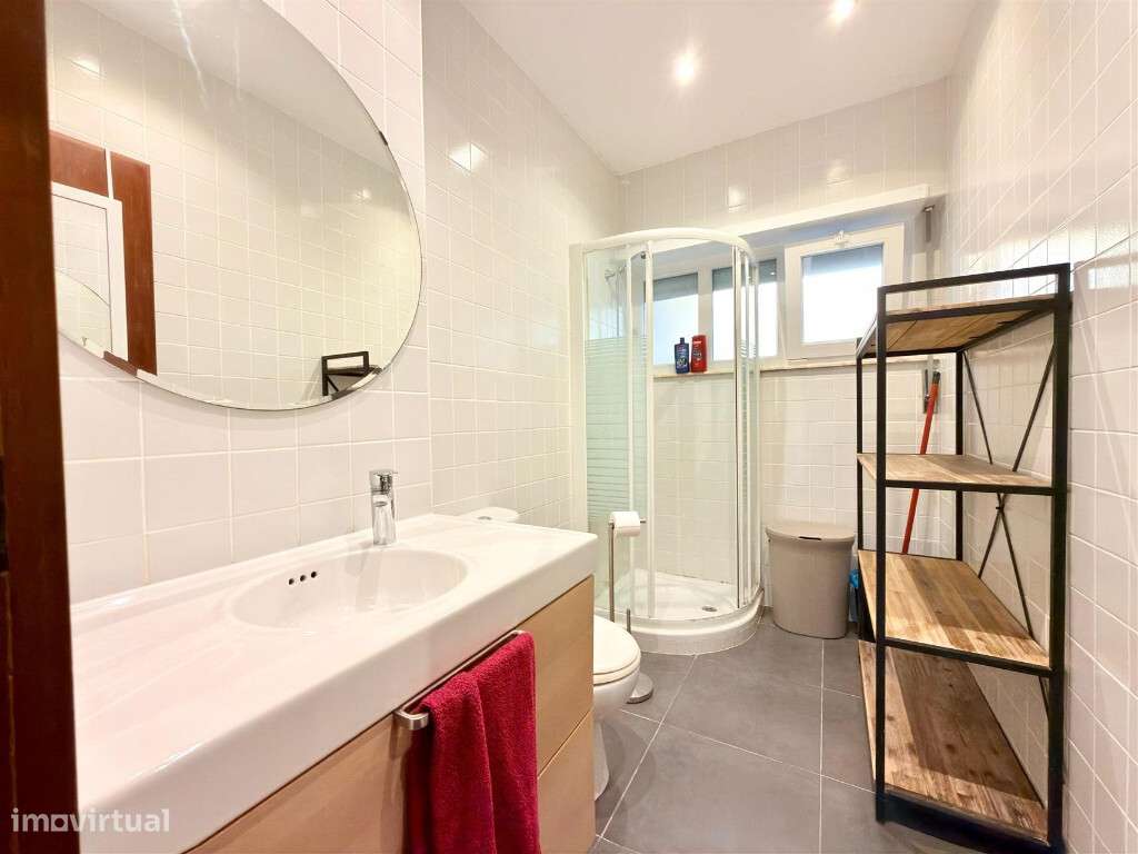 Apartamento T1 com garagem em zona de Celas - Grande imagem: 5/7