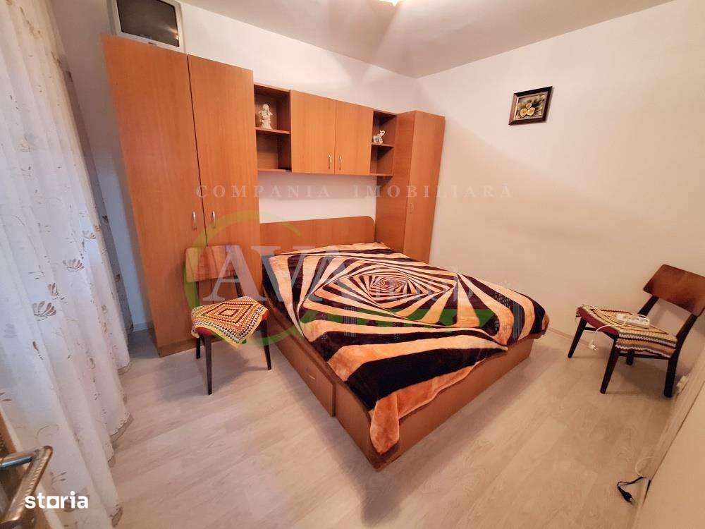 Apartament 2 camere, etaj 3, zona Narcisa - Imagine principală: 3/16