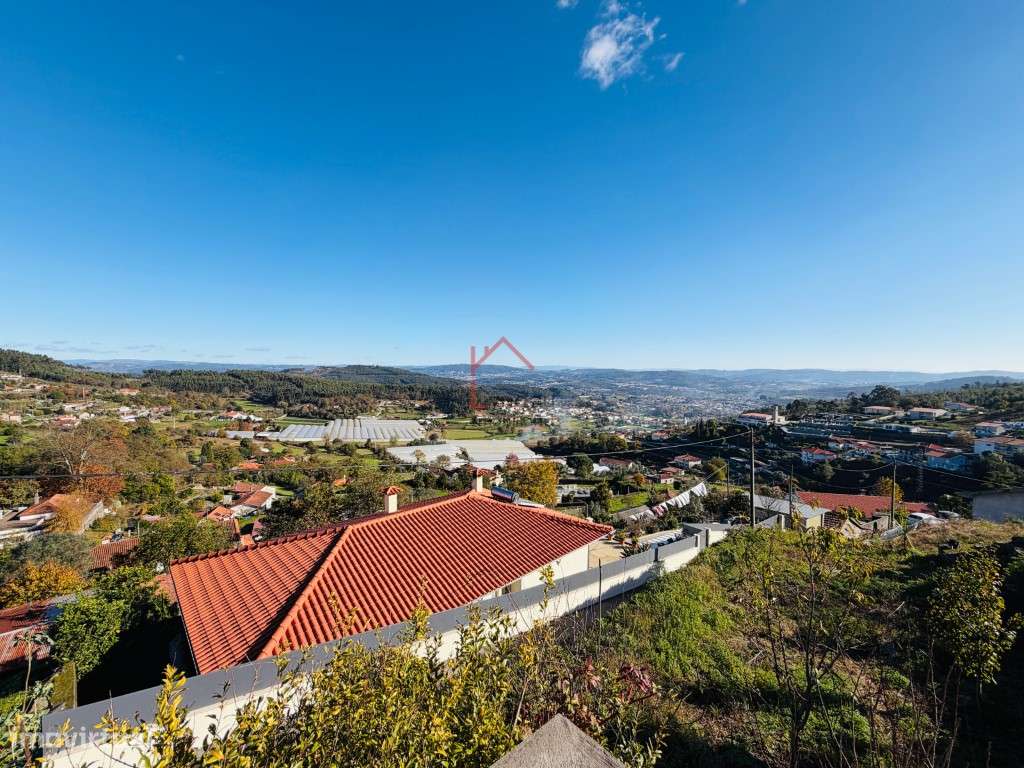 Moradia T1 Airão Guimarães-22