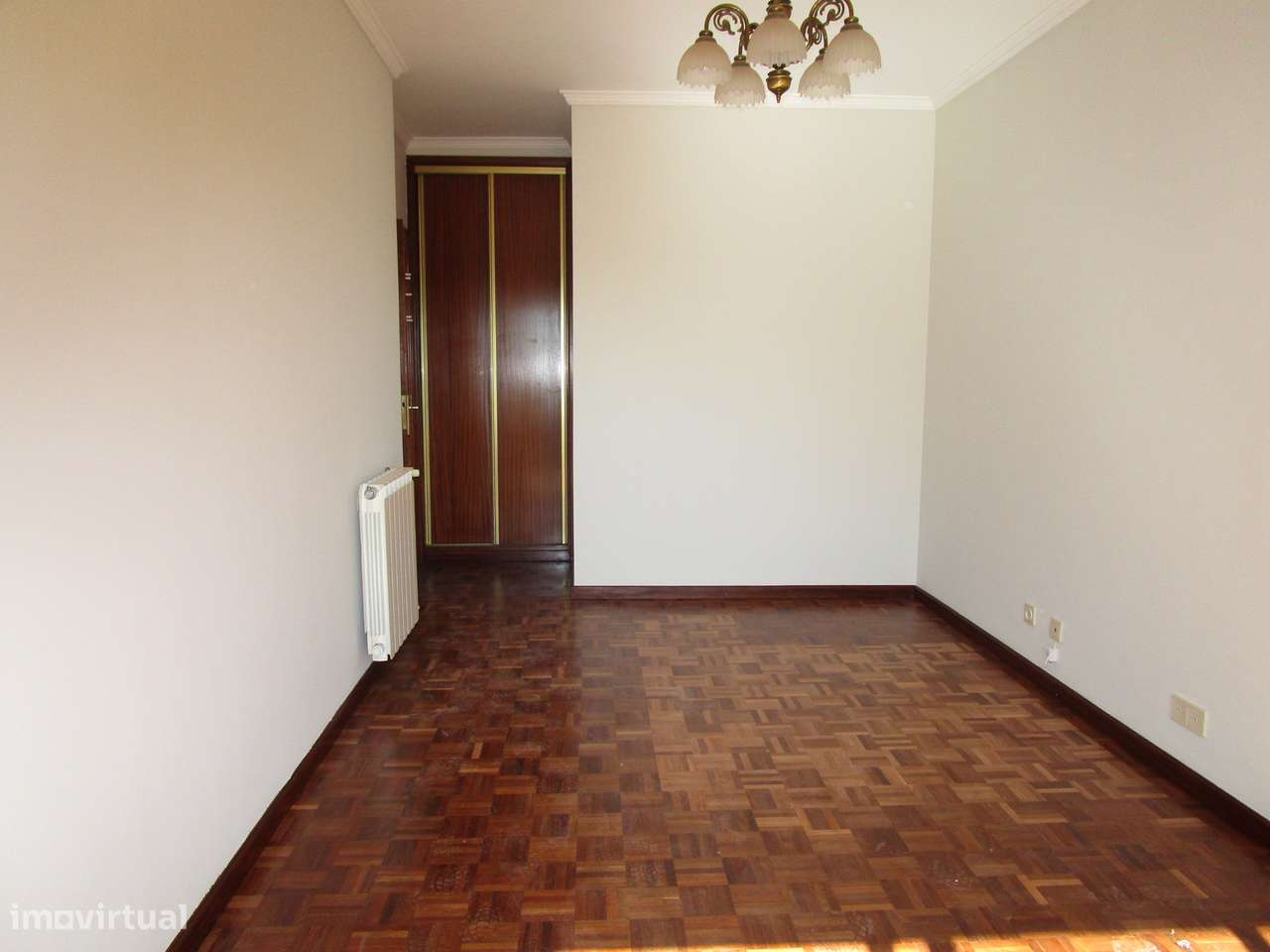 T3 no centro de Lourosa com garagem fechada-10